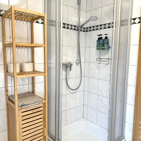 Ferienappartment In Zentraler Lage Apartman