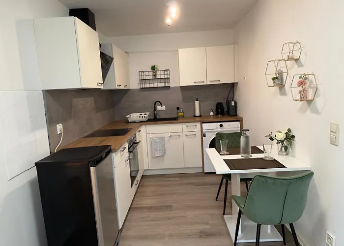 Ferienappartment In Zentraler Lage *